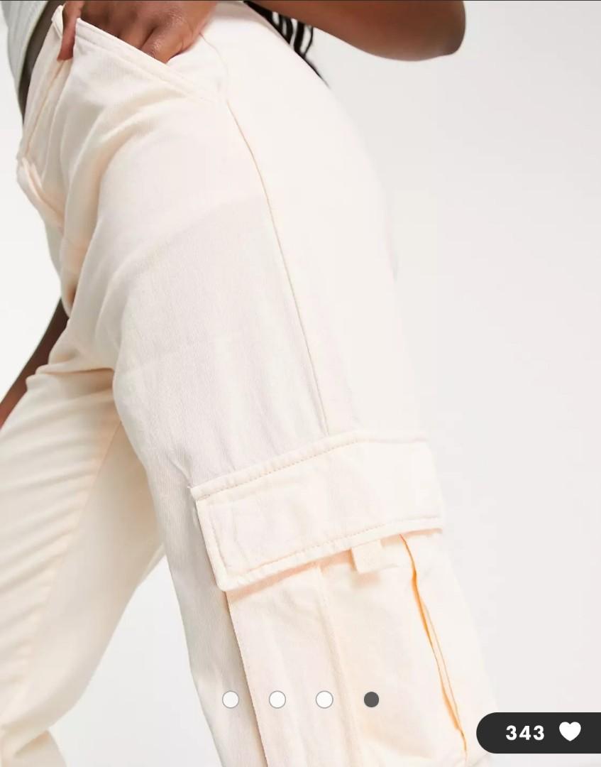white levi cargo pants