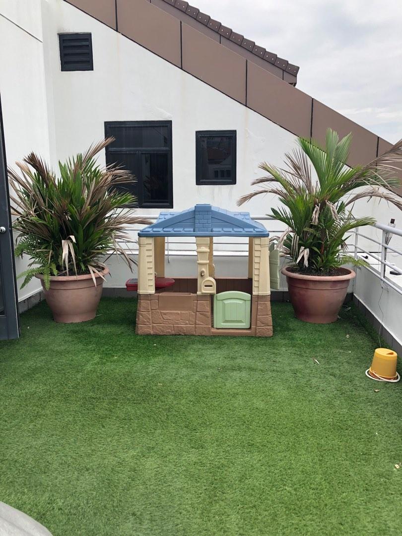 Little Tikes Outdoor Play House, Hobbies & Toys, Toys & Games on Carousell