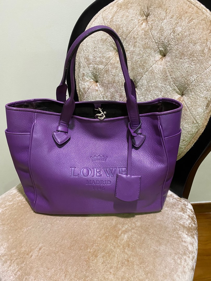 Loewe classic tote, Women's Fashion, Bags & Wallets, Shoulder Bags on ...