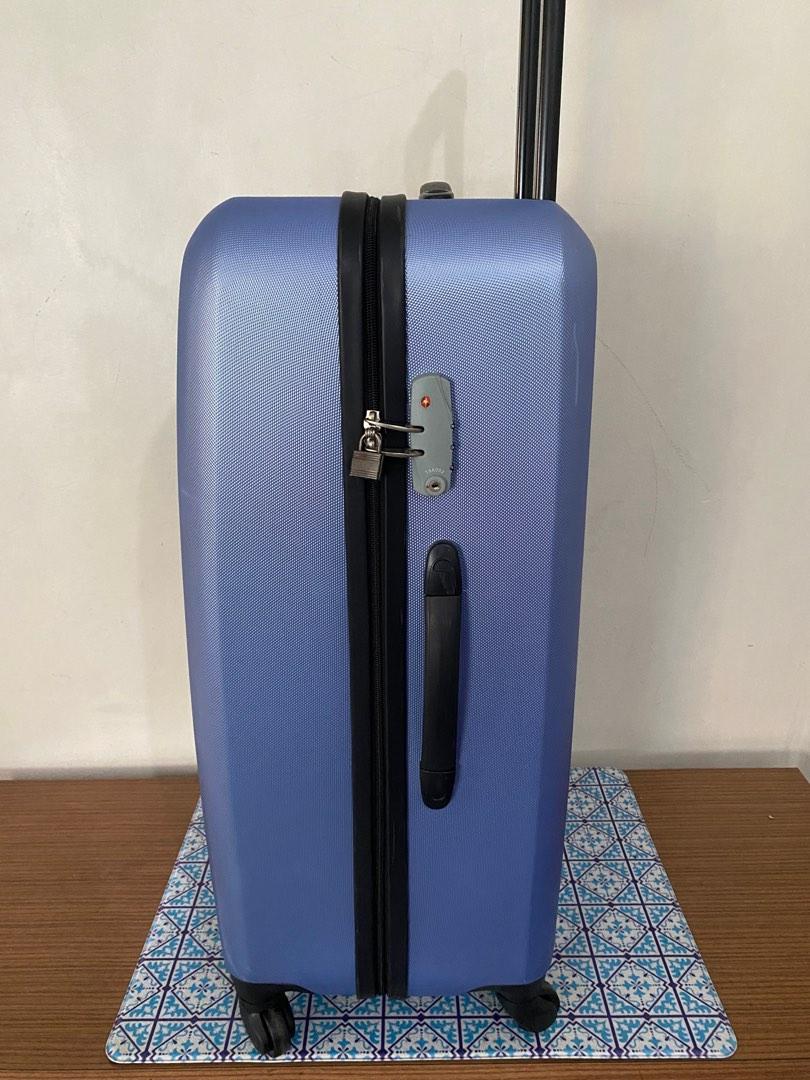 Pia hand luggage sales