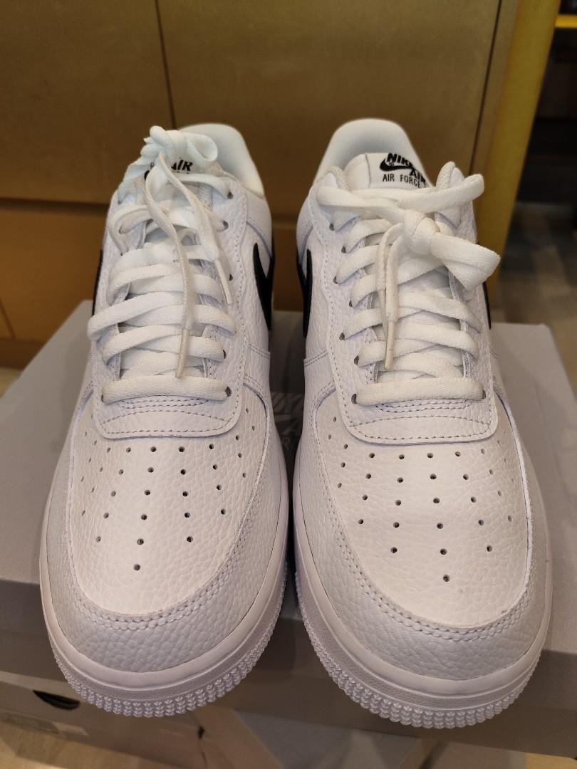 mens nike air force 1 07 black and white