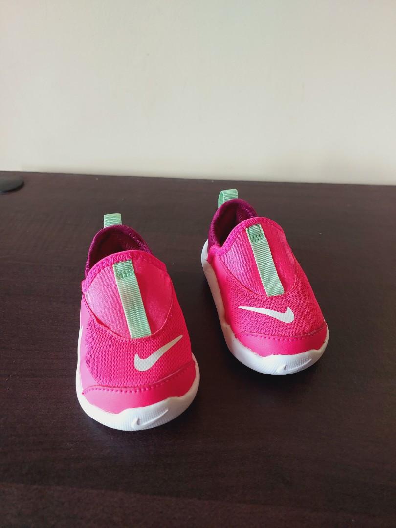 infants nike shoes