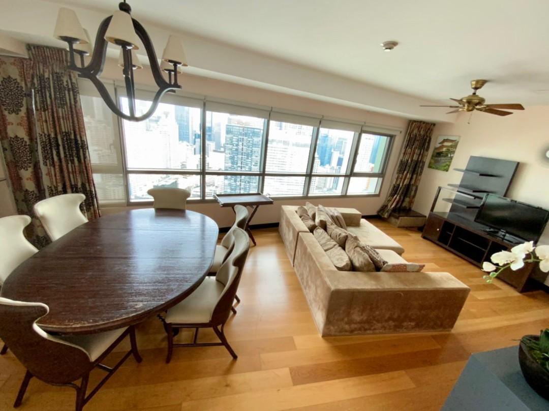Red Oak Two Serendra 2 Bedrooms Ffurn (Category: Apartments & Condos) located in Quezon City. Submitted by bengco99 (Listing ID 1189666188, Image 2). Description: Fully Furnished 2 Bedrooms 135 square 1 parking see to appreciate only 4 rent, not 4 sale one day notice required 4 viewing.