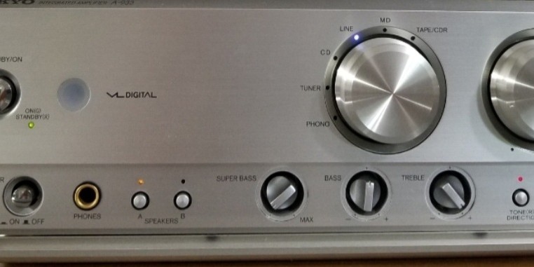 Onkyo A933 amplifer, 音響器材, 音樂播放裝置MP3及CD Player - Carousell