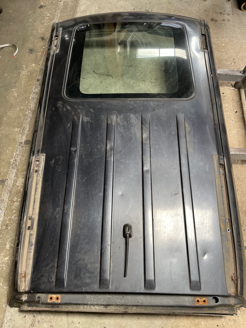 Sunroof Panoramic Moonroof sunroof Subaru Forester (year made 20082012