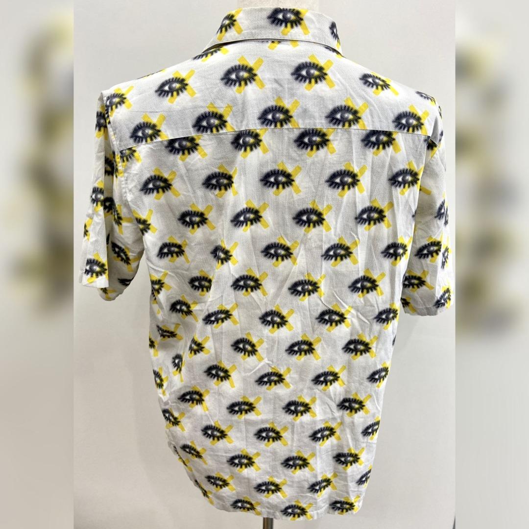 Prada eyes shirt shop