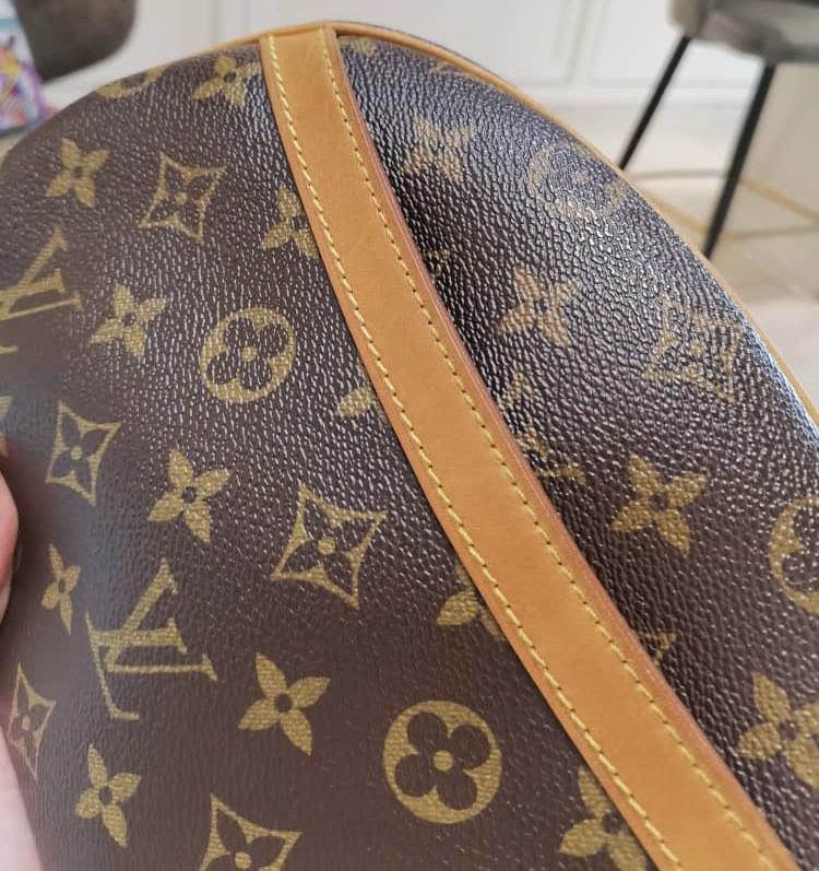 LV Blois Apple Bag Authentic Louis Vuitton sling bag, Luxury, Bags