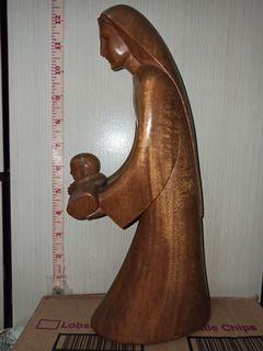 PREOWNED MADONNA AND CHILD RELIGIOUS ITEM