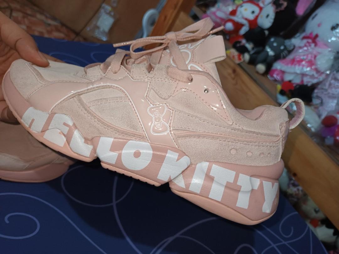 hello kitty puma shoes