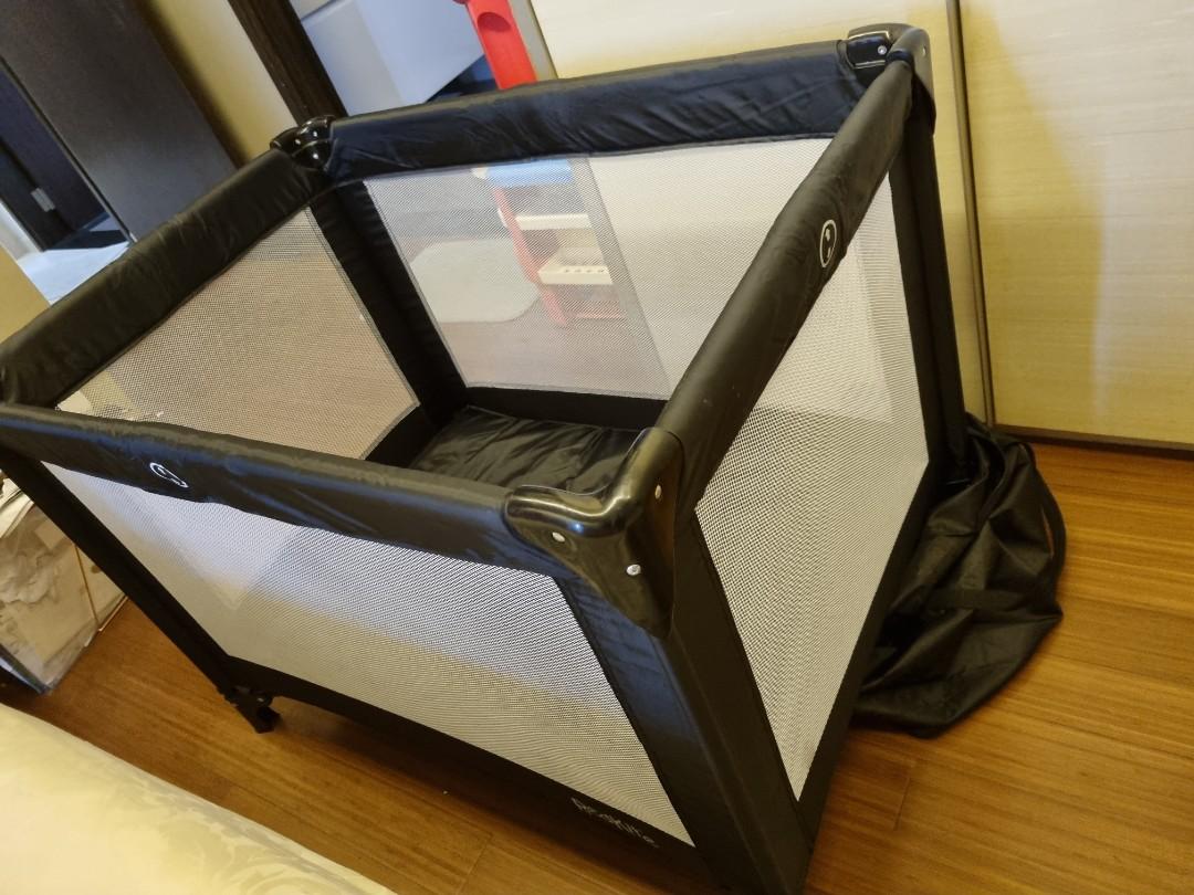 Red kite travel cot, Babies & Kids, Baby Nursery & Kids Furniture, Cots