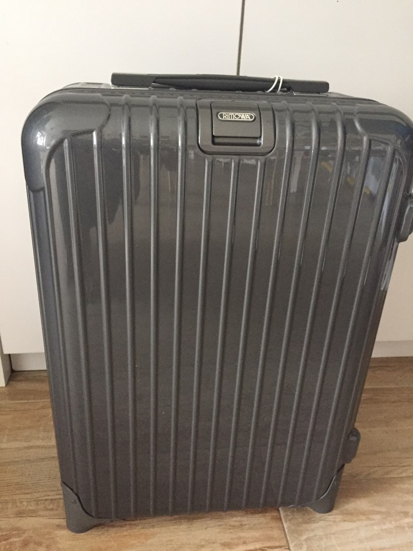 Rimowa salsa deluxe 21 store