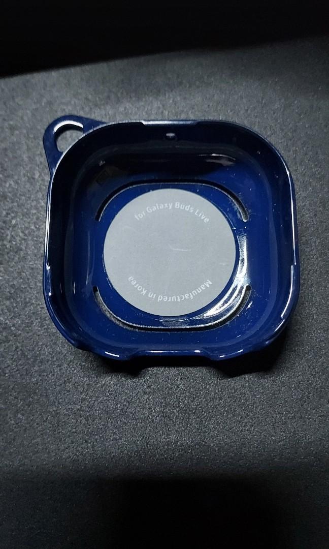 Samsung Galaxy Buds Live R Case Blue (Category: Earphones) located in Quezon City. Submitted by gabs_a (Listing ID 1189645189, Image 3). Description: Wireless Earphone Casing Brand: Samsung Color: Blue Comes with: Plastic Packaging Half Casing * Missing Other Half Top Part Note: - As the difference between camera and computer display, there is a discrepancy on the color. - Kindly inform ahead since I am not always bringing the item to work. - I d