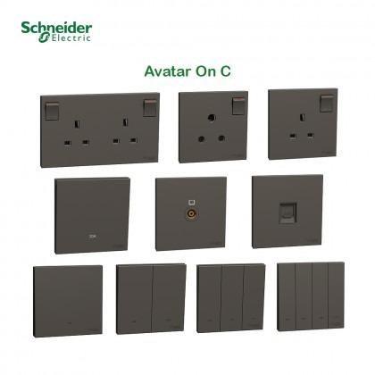 (正價7折）Schneider Avator on 施耐德（低價發售）AvatarOn C 奐然燈掣插座插蘇 原廠掣面 開關掣 奐尚 智能家居 光暗 復古 設計師款式 （分類：轉插器及插頭）位於 Hong Kong。 由 lhbear 提交（商品編號 1189615303，圖片 2）。簡介： (施耐德全新設計師專用新款) Schneider AvatarOn C, 備有搪瓷白，沉醉金及石墨灰色。 全線施耐德均發售。可於銅鑼灣/灣仔/將軍澳/荔枝角港鐵站交收，指定金額以上可安排送貨 售價： - 單位燈掣：$35(白），$42(金及灰） - 單位13A 插座：$39(白） - 單位13 A插座連開關：$55(白），$67(金及灰） - 孖位13A插座連開關：$153(白），$185(金及灰） 因為價錢眾多，歡迎查詢。 AvatarOn C 系列開關和插座提供了最新的設計趨勢。由施耐德電氣屢獲殊榮的設計師創造，它與任何室內裝飾完美搭配，同時帶來增強的功能。。