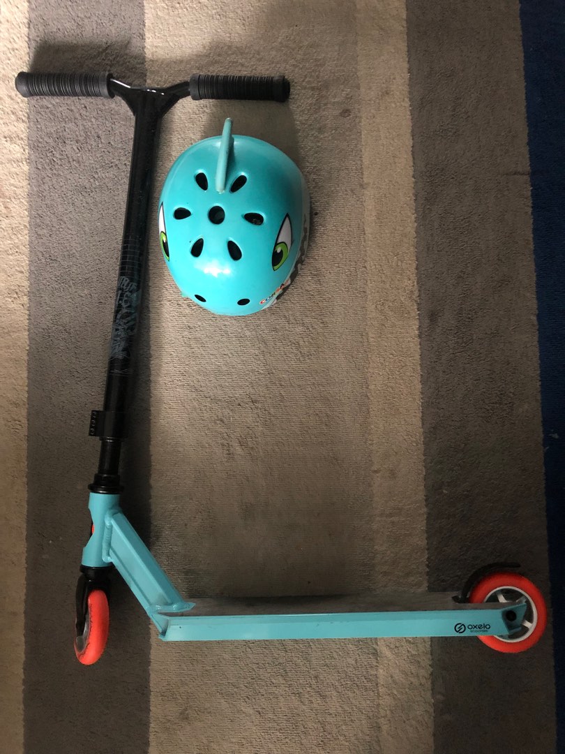 Scooter OXELO with Helmet!, Sports Equipment, Sports & Games, Skates ...