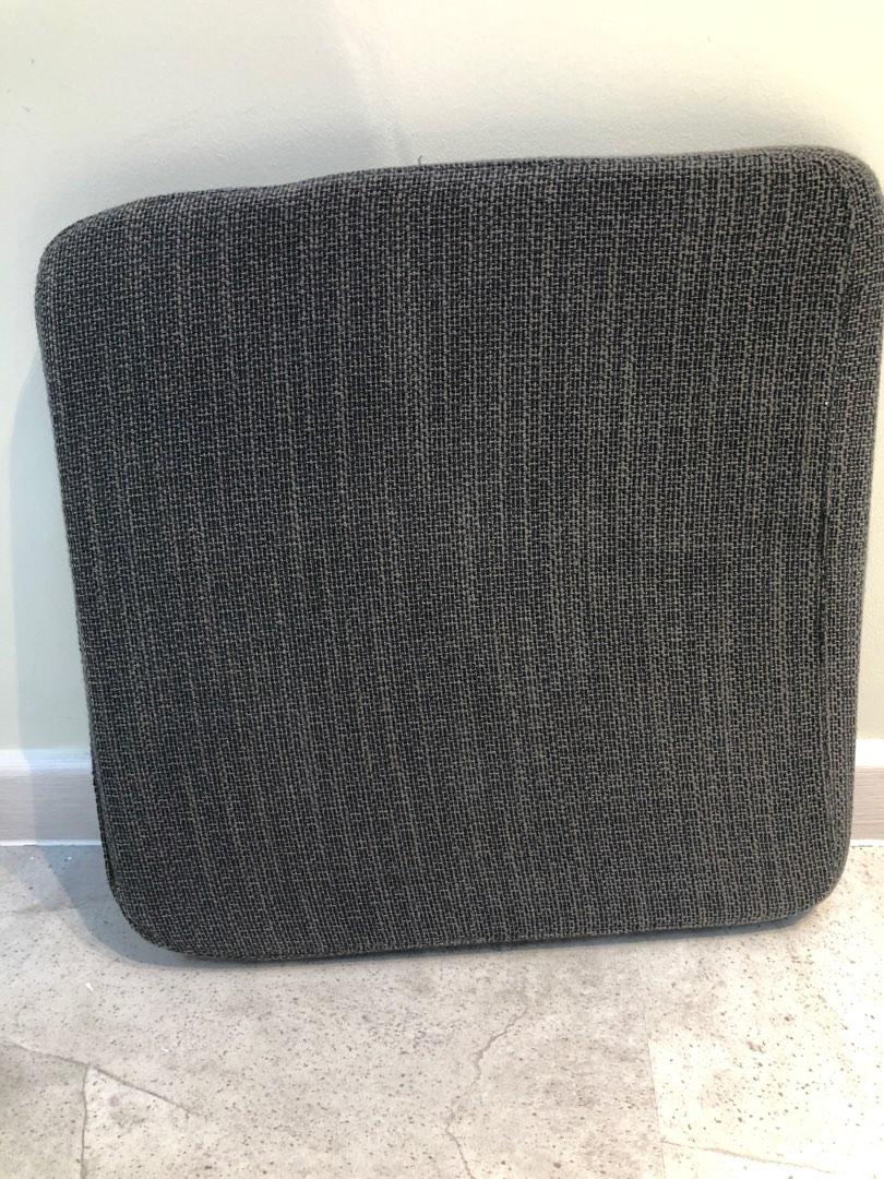 Seat cushion65075074882050111