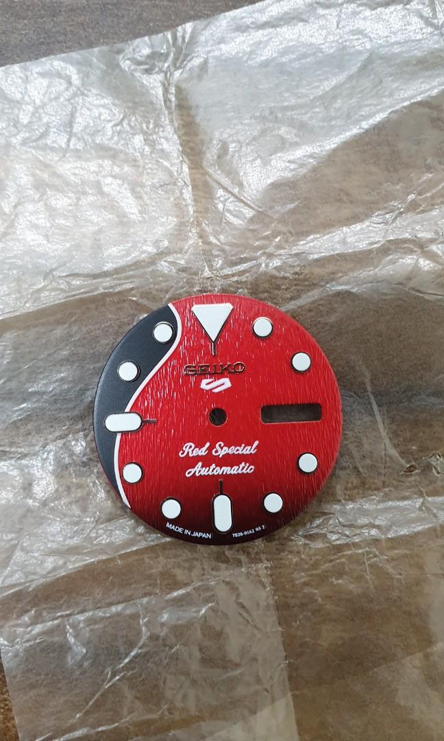 SEIKO BRIAN MAY RED SPECIAL DIAL (Category: Men's Watches) located in Taguig. Submitted by masterbert (Listing ID 1189637662, Image 1). Description: dial size: 28.5.