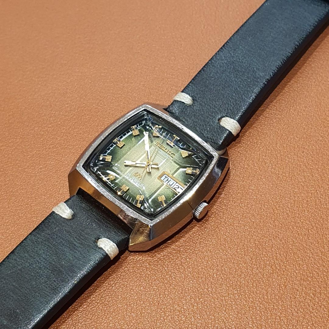 Seiko Square Green Colour Dial with Unique Glass Automatic 5606 5120