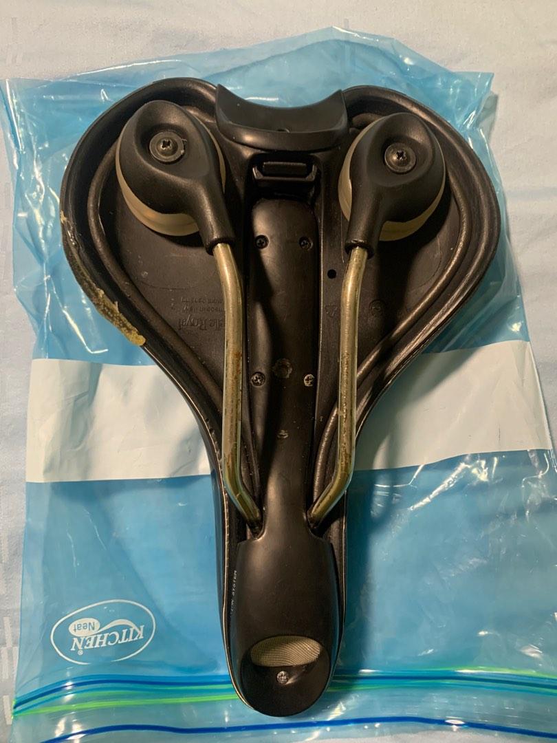 SELLE ROYALE RESPIRO Bicycle Saddle, Sports Equipment, Bicycles & Parts