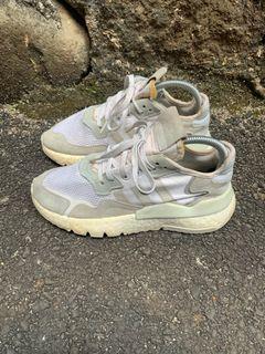 Sepatu Second / Bekas Pakai Adidas Nite Jogger EE6255 Size 38 / 23.5