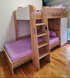 (Category: ) located in . Submitted by lettingocloset (Listing ID 1189608031, Image 1). Description: .