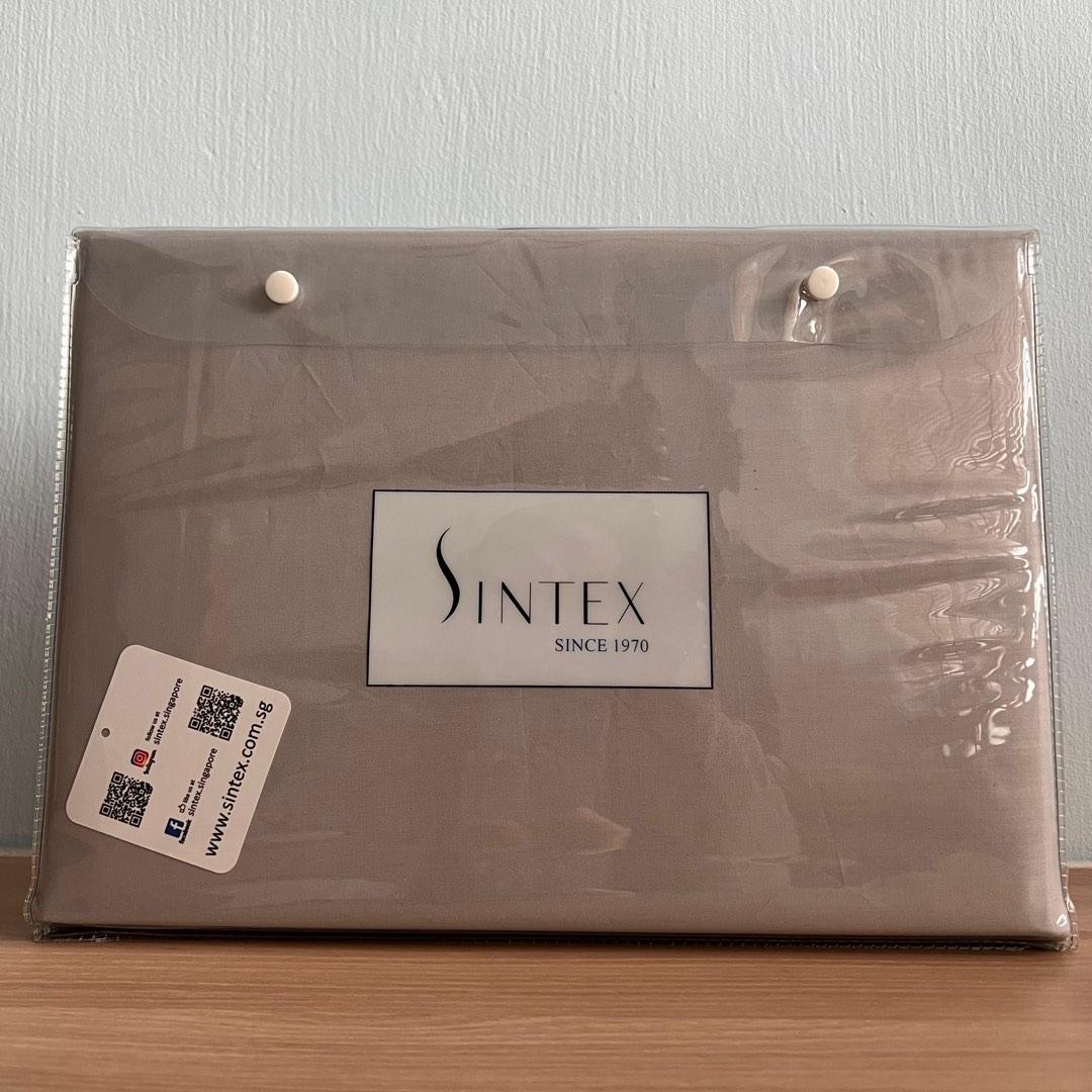 Sintex King Bedsheet, Furniture & Home Living, Bedding & Towels on