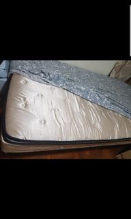 (Category: ) located in . Submitted by decluttering1111 (Listing ID 1189573363, Image 1). Description: .