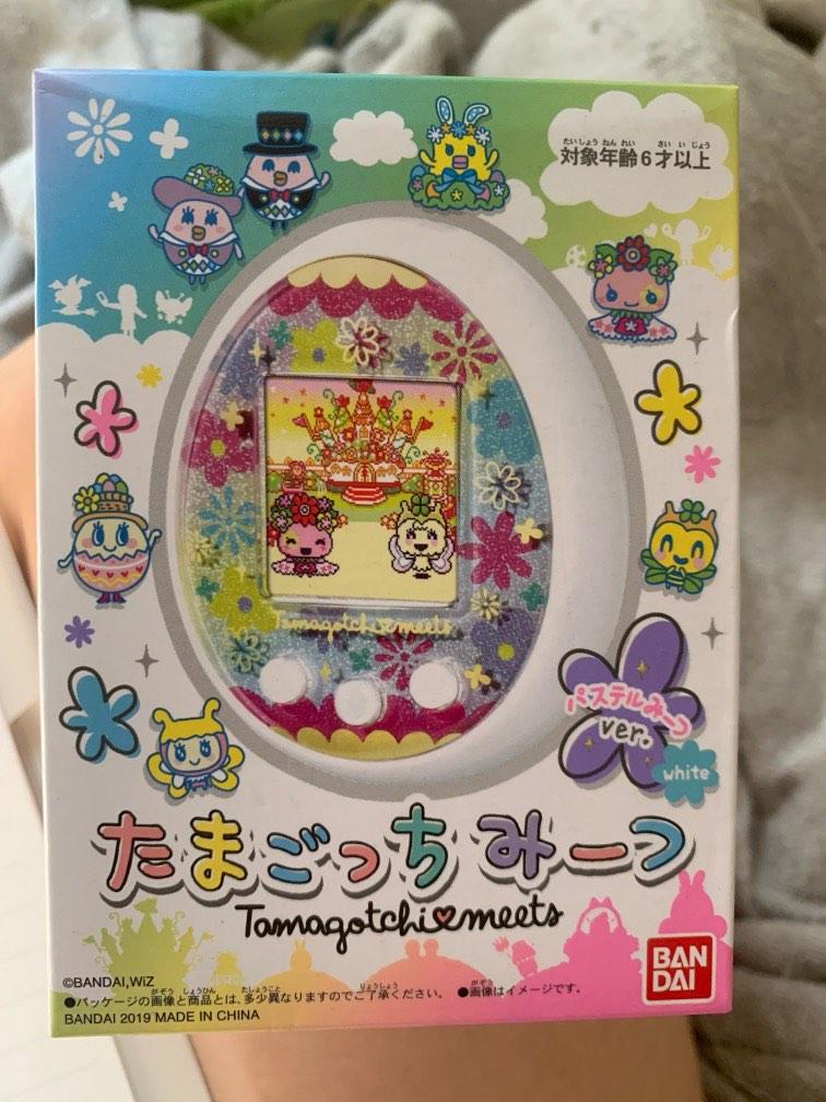 Tamagotchi meets flower, 興趣及遊戲, 玩具 & 遊戲類 Carousell