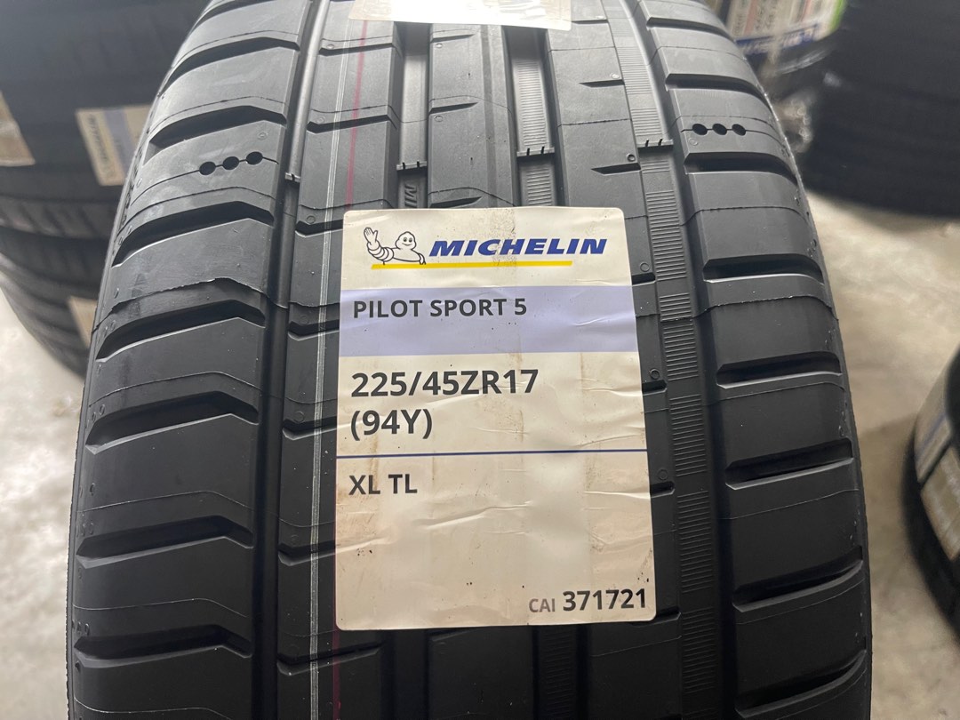 全品送料無料】 ミシュラン 215 40R18 89Y XL MICHELIN PS5 PILOT SPORT サマータイヤ 4本セット  2022年製