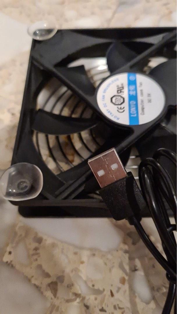 Terrarium fan usb 5v (plug and box not inclusive) self collection only