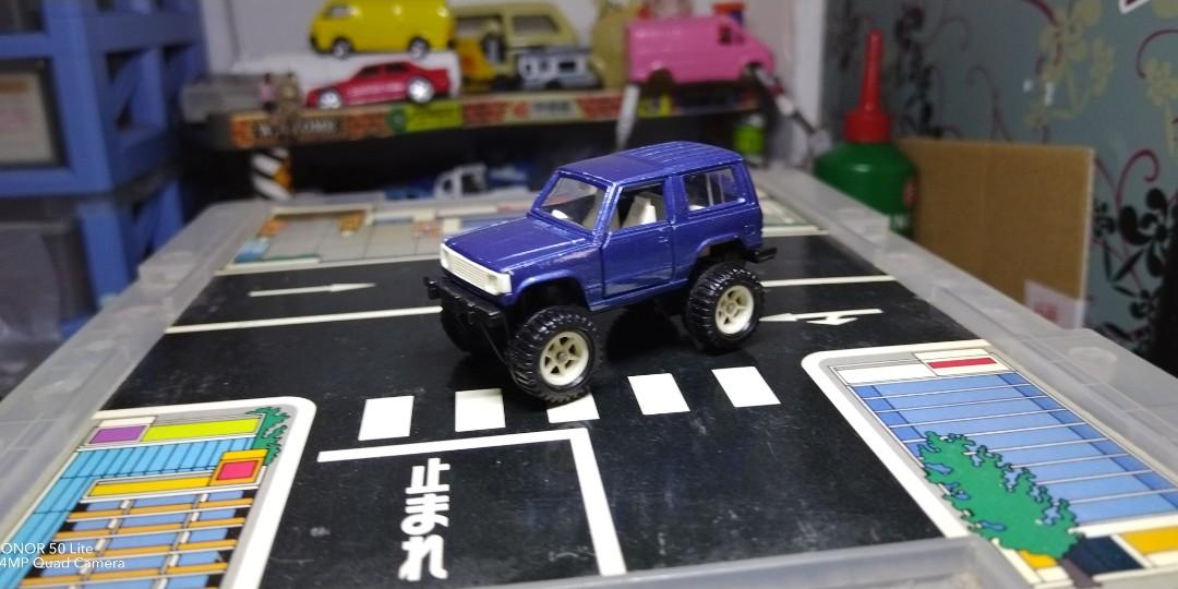 Tomica made in japan, Hobbies & Toys, Toys & Games on Carousell