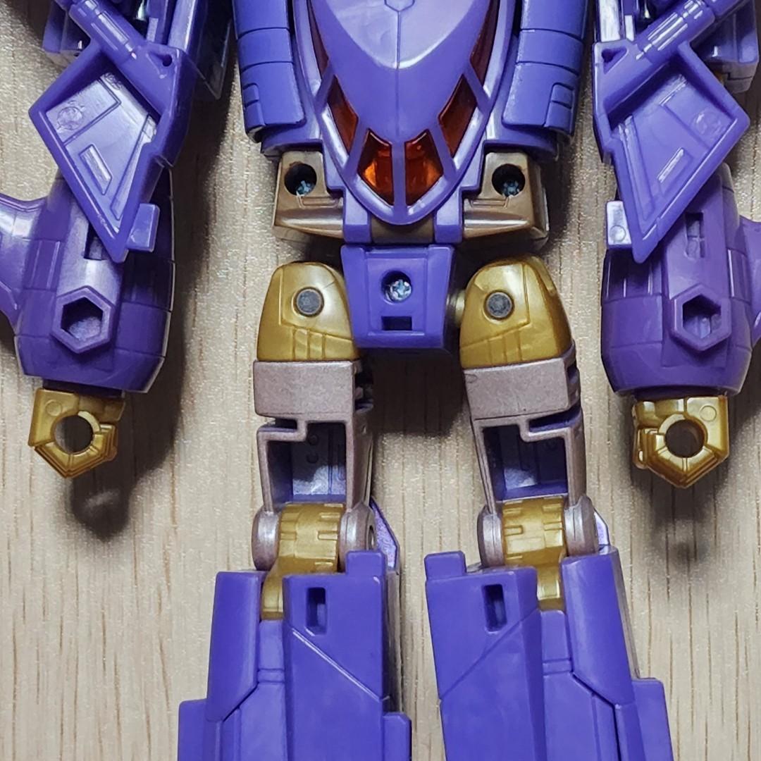 Transformers Kingdom Cyclonus, Hobbies & Toys, Toys & Games on Carousell