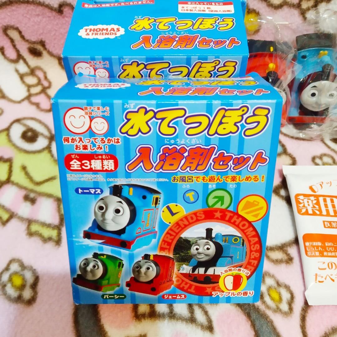 💲70/套3件)Thomas friends 盲盒火車頭沖涼噴水膠公仔玩具車仔連入浴