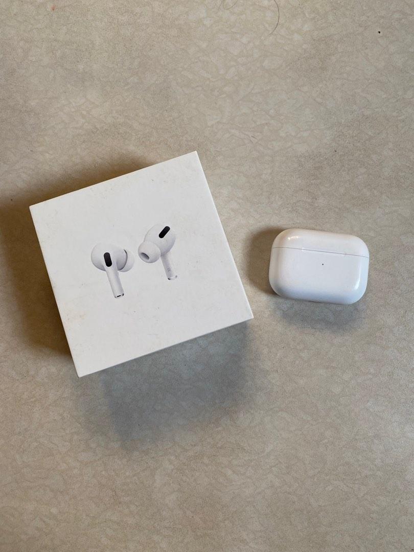 Airpods Pro 1st Gen Charging Case + Lightning Cable, Audio, Earphones