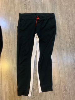 Armani Exchange -休閒長褲