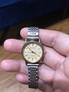 (Category: ) located in . Submitted by roseluxuryitems (Listing ID 1194047069, Image 1). Description: .