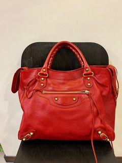 BALENCIAGA全新巴黎世家經典Small City系列亮金釦羊皮手提/斜背機車包