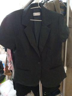 Blazer lengan pendek