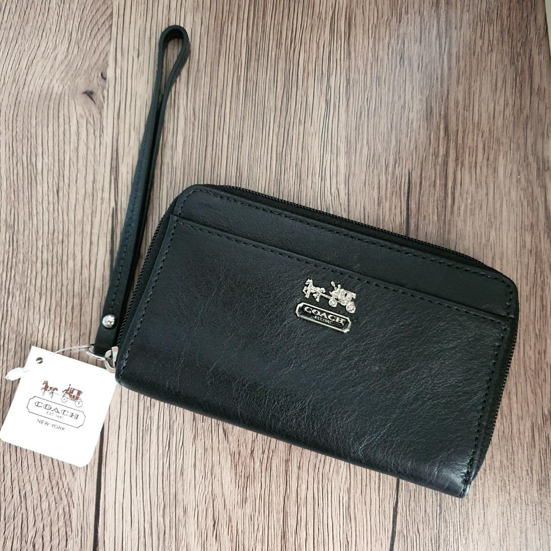 AUTHENTIC Coach Key Pouch Wallet, Women's Fashion, Bags & Wallets, Purses &  Pouches on Carousell