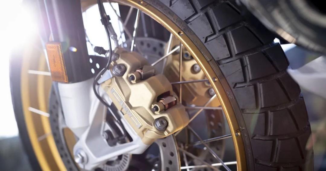 Bridgestone AT41 tires for R1200 R1250 GS GSA Motorcycles