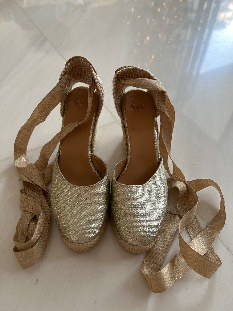 Castaner hotsell gold wedges