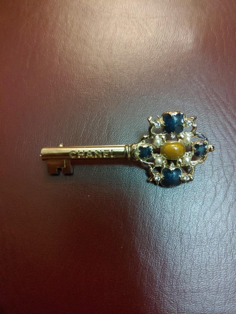 Chanel key brooch hot sale