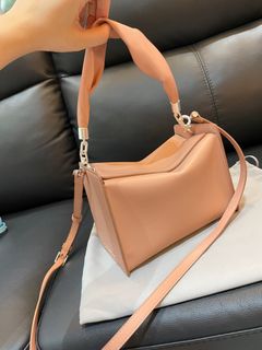 （分類：）位於 。 由 bbbi. 提交（商品編號 1194026498，圖片 1）。簡介： 。