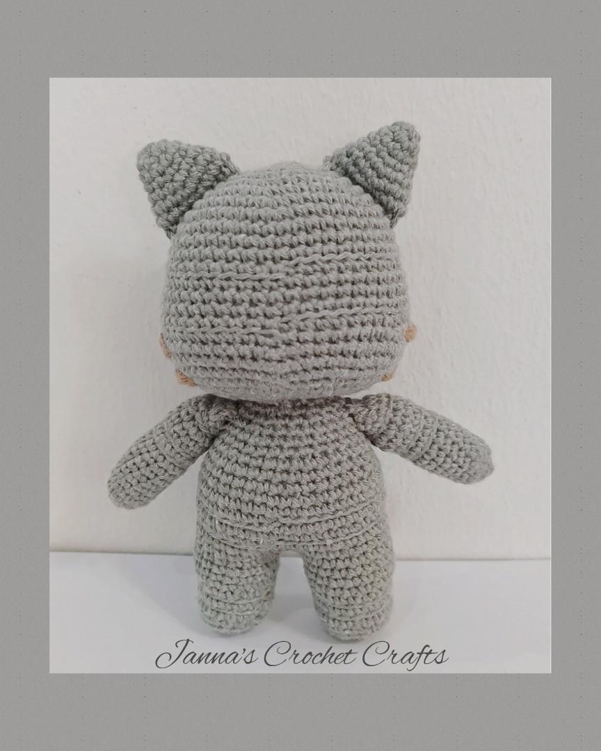 Crochet Talking Tom Cat Amigurumi, Hobbies & Toys, Stationery & Craft ...