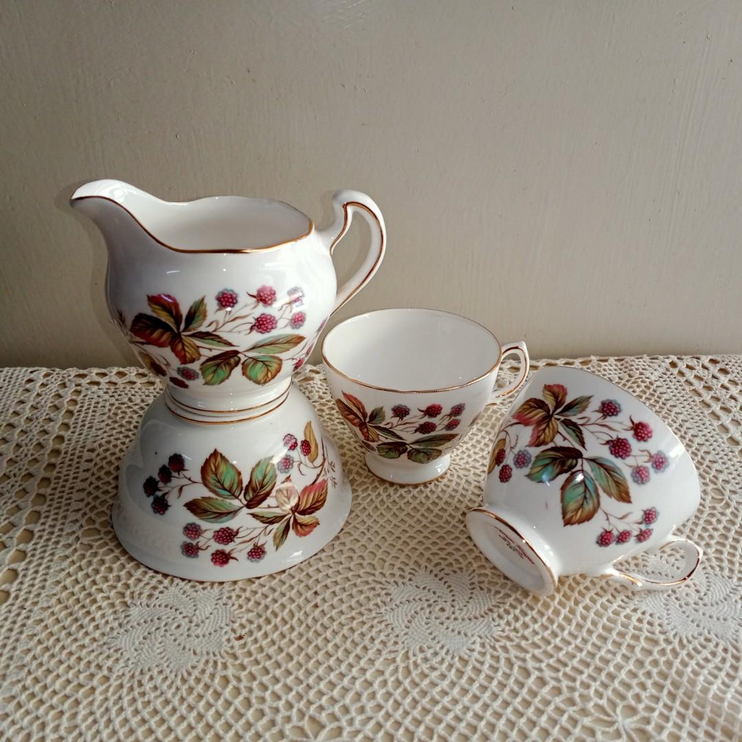 Crown Royal bone china england teaset