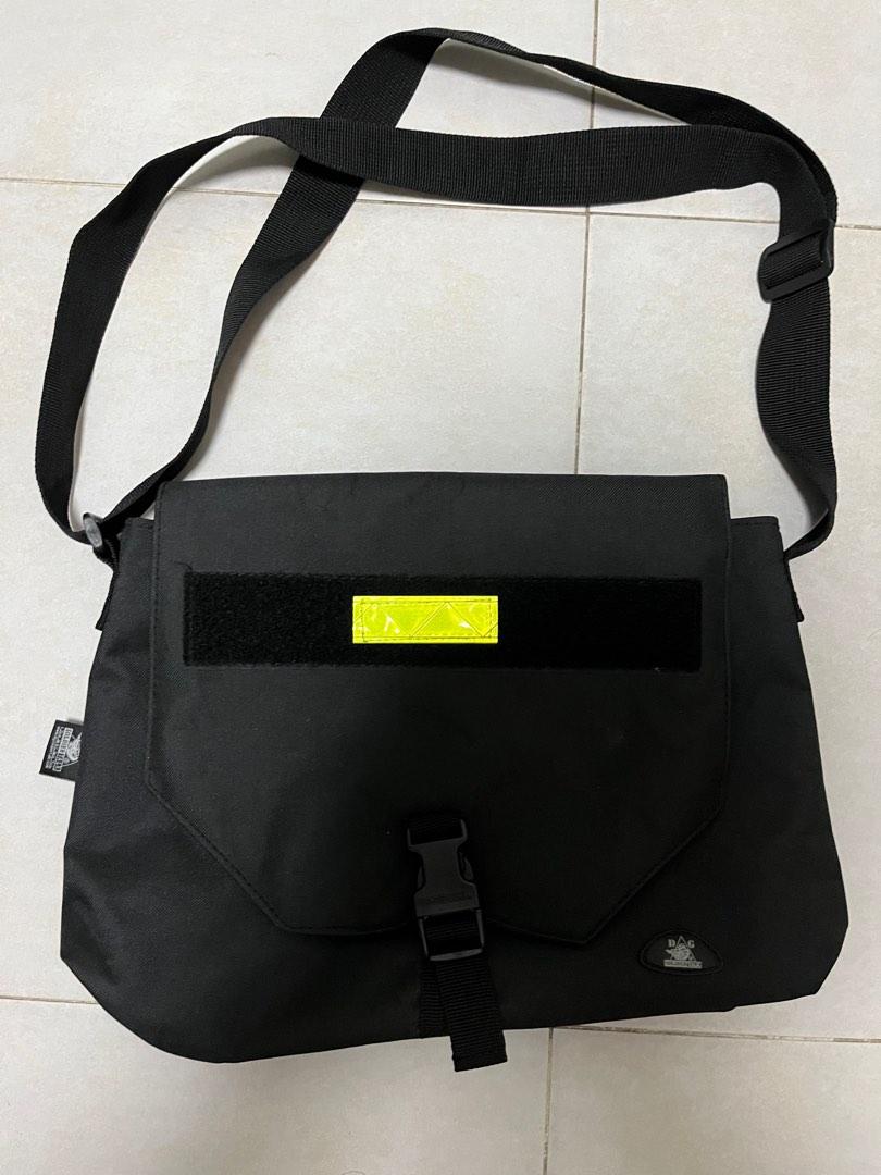 D G sling bag