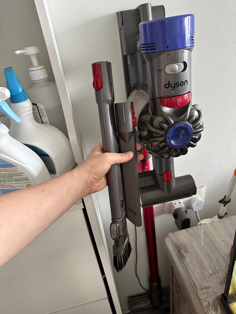 Dyson V7 Vacuum cleaner., TV & Home Appliances, Vacuum Cleaner