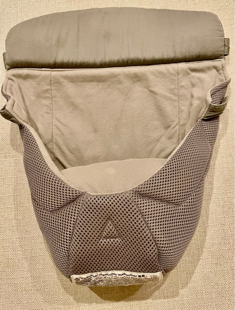 Ergobaby carrier newborn insert, Babies & Kids, Going Out, Carriers