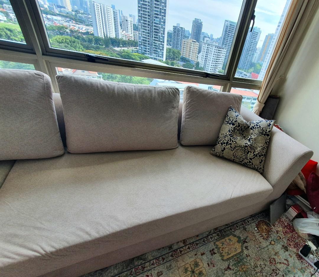 Extremely comfortable L sofa in excellent condition, Furniture & Home