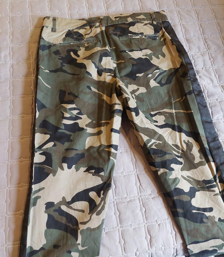Camo joggers forever 21 sale