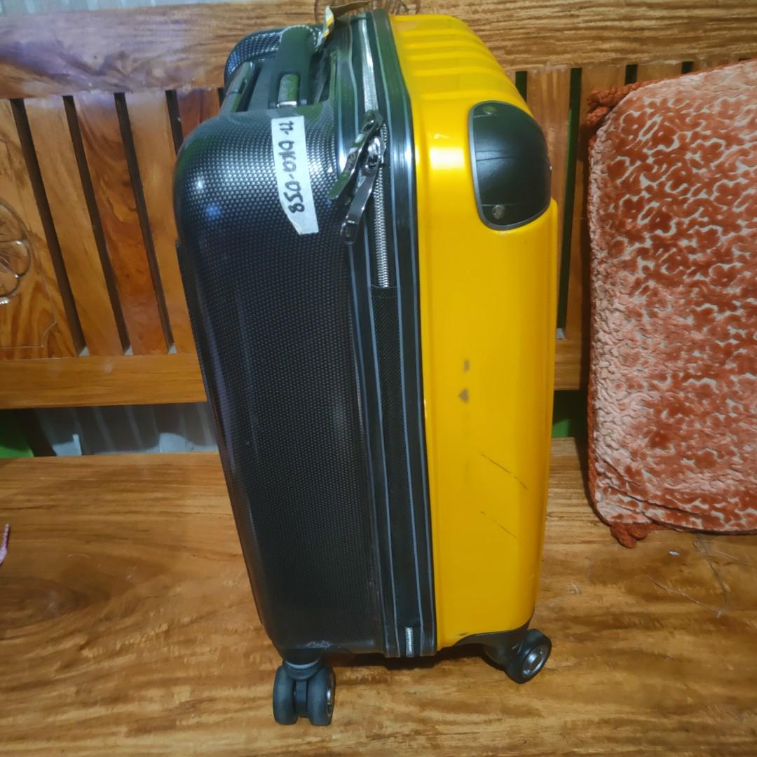 hand-carry-luggage-hobbies-toys-travel-luggage-on-carousell